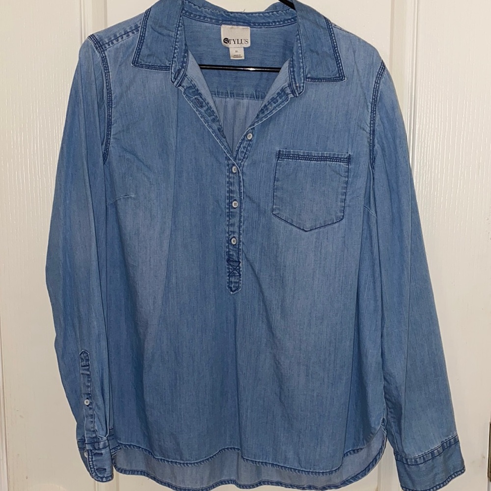 Like new women’s shirt